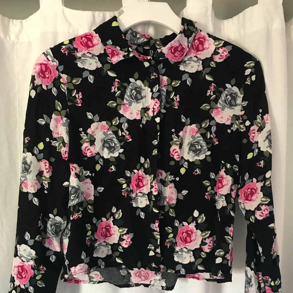 Flower pattern blouse